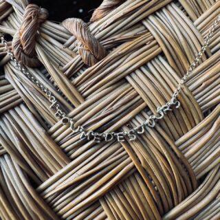 [ noguchi ] NN4073-18-YG NECKLACE

www.lancah.com

#noguchi #noguchibijoux #lancah